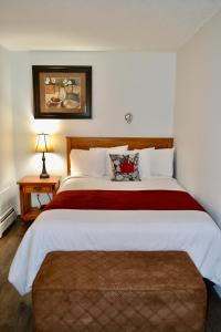 Schotts Lake Conference & Resort