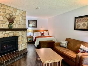 Schotts Lake Conference & Resort