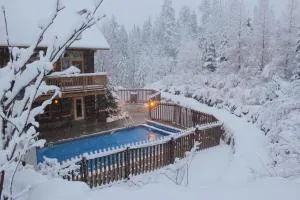 Timberline Lodges by Fernie Lodging Co - Eureka