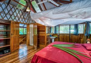 Congo Bongo EcoVillage Costa Rica