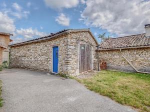 Maisons de vacances Cozy Holiday Home in Marignac en Diois with Garden : photos des chambres