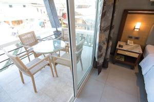 MO2 Westown Hotel Iloilo