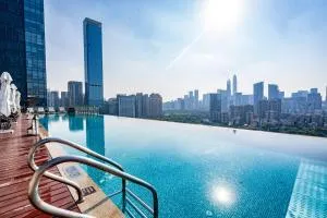 Fraser Suites Shenzhen, Near Huaqiang North Business Zone, Infinity pool, Offer 1 free breakfast - شنجن