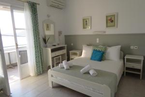 Corali Hotel Beach Front Property Ios Greece