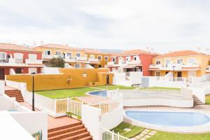 Lovely&Sunny Apartament Near Poris Beach