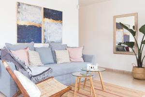 Lovely&Sunny Apartament Near Poris Beach