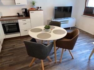 Schöne Ferienwohnung Burgruine Fachwerkhaus