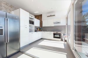 Villas Breathtaking luxurious villa with sea-view in Theoule sur Mer : photos des chambres