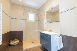 Villas Breathtaking luxurious villa with sea-view in Theoule sur Mer : photos des chambres