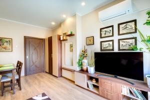 Sea Garden Apartment - First Beach line & Free parking