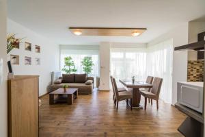 Gemini Apartments II