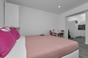 Luxurious studio apartment Jube