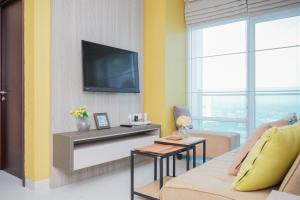 Chic and Spacious 2BR Apartment at Brooklyn Alam Sutera By Travelio