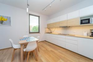 Golden Apartments Garden Gates