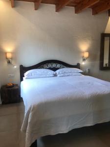 Deluxe Suite room in Finca Can Toni