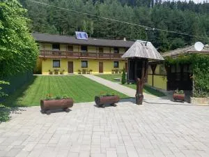 Miroslav Bednár-Bedomir - 斯皮什新村