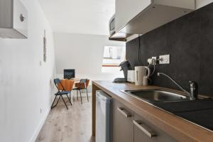 Appartements Modern studio near Lilles city center Welkeys : photos des chambres