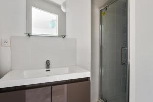 Appartements Modern studio near Lilles city center Welkeys : photos des chambres