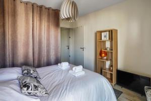 Appartements Cozy 1-bedroom with terrace - Begles Welkeys : photos des chambres