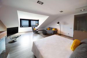 Superior Suite with Sea View room in Miraolas