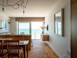 Sea You Soon - Appartement met toplocatie op de zeedijk met 2 slaapkamers