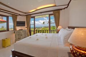 Paradise Island Estate