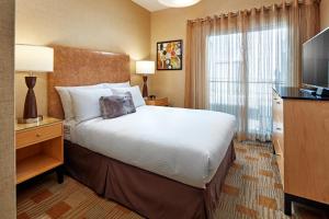 Deluxe Double Room room in Elan Hotel