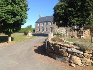 Maisons d'hotes LES ROCAILLES : photos des chambres