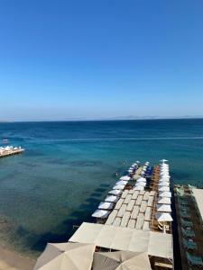Seaside Apart Hotel