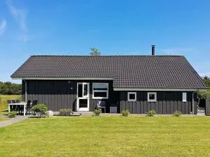 Holiday home Humble XXIII - Nyby