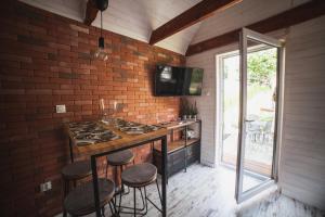 Lawendowo- sauna, jacuzzi, domki w ogrodzie i apartamenty w kamienicy