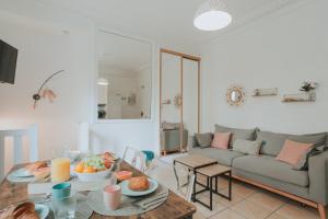 30 mètres de la plage et des planches. Tout à pied !