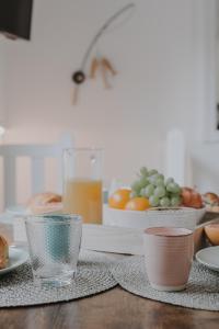 30 mètres de la plage et des planches. Tout à pied !