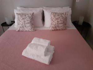 Ninis House 2 - 100m from beach NIDRI TOWN CENTER