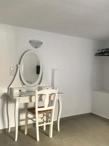 Vegera Apartment Ostria, Stavros Donoussa