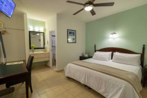 Cuatro Misiones Hotel