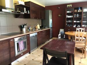 Seven Sisters Apartments with Self Check-In