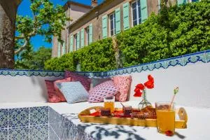 Location prestige 450 m2 dans Château en Provence - Seillons-Source-dʼArgens