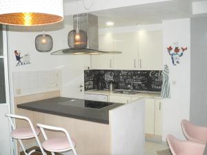 Liège centre 6 rue montagne sainte Walburge, 4000 Liège, pour 2 pers à 3 minutes de la gare st Lambert