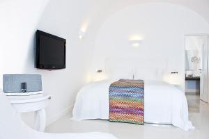 Katikies Chromata Santorini - The Leading Hotels of the World