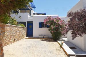 Iaspis house Syros Greece