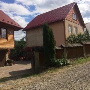 庄园小屋旅馆 - Delyatyn