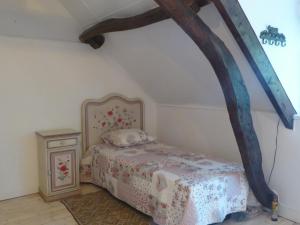 Maisons de vacances Orfea s home - maison de charme, Lyons-la-Foret, acces direct foret : photos des chambres