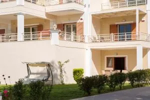 KTENA RESIDENCE-Ktena Accomodation - Palaiokatoúna