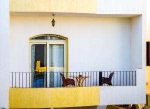 New Yalla Hotel