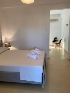 Galini Rooms & Apartments Syros Greece