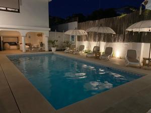 Casa Holandaluzas Marbella near Beach, with salt water Pool and private parking