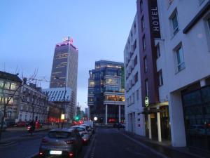 Hotels B&B HOTEL Paris Saint-Denis Pleyel : photos des chambres