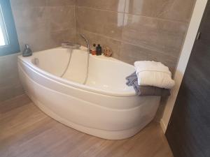 B&B / Chambres d'hotes Mas Des Fugueyrolles : photos des chambres