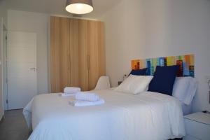 LUMINOSO Y MODERNO APARTAMENTO EN EL CENTRO